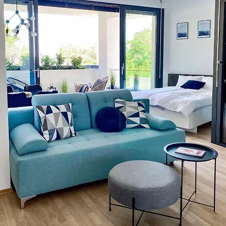 Apartment Seaview 1 *