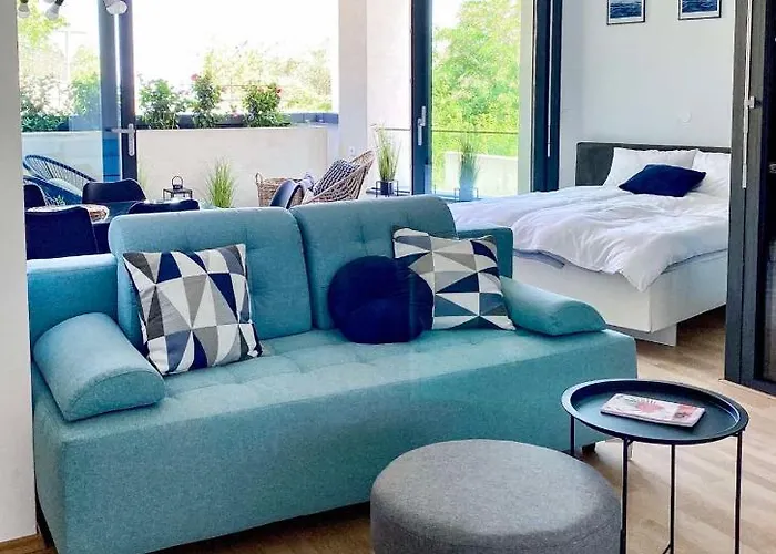 Apartment Seaview 1 *